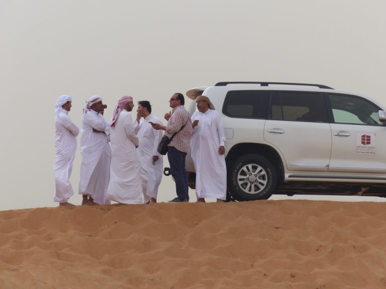 Wüstensafari in Dubai – oder Kaffeefahrt auf orientalisch?