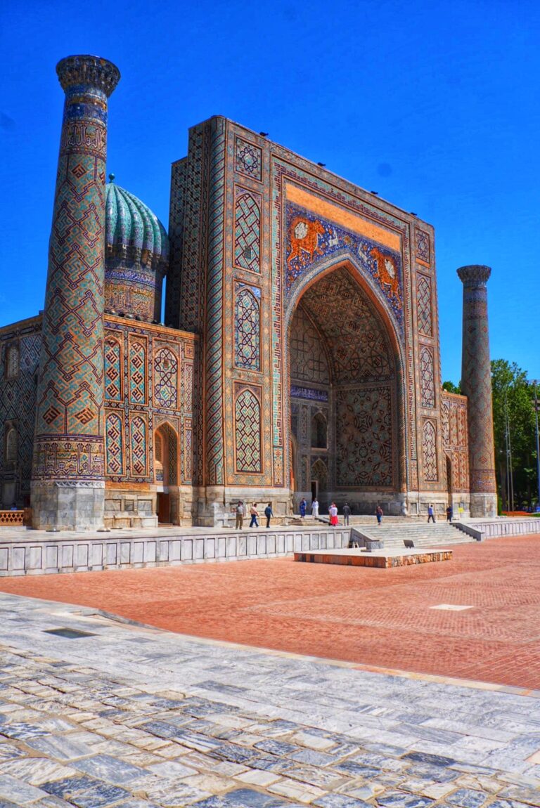 Samarkand – zwischen Timur, Seidenstraße und türkisblauen Träumen